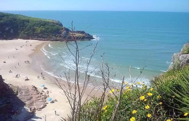 Casa De 2 Quartos Com 2 Ares-Condicionados Em Torres-Rs - Na Mais Bela Praia Gaucha - Cozinha - Banheiro - Tv Smart 32 E Wi-Fi - Estacionamento - Anfitria Superhost No Bnb 빌라 외부 사진